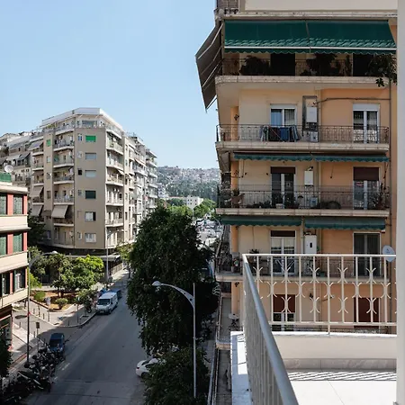 Apartment Blanc, 2bd In Center Thessaloniki